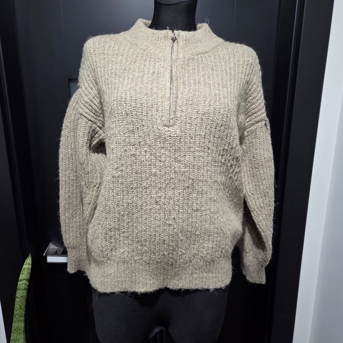 Prześliczny sweter rozmiar M/38.