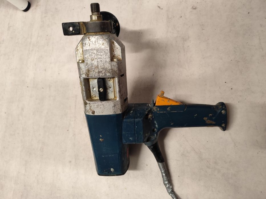 Міксер Bosch GRW 11 E дрель Бош 1150 ват