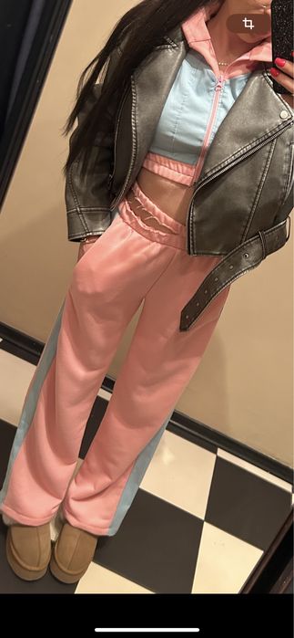 Костюм розовый 42-44