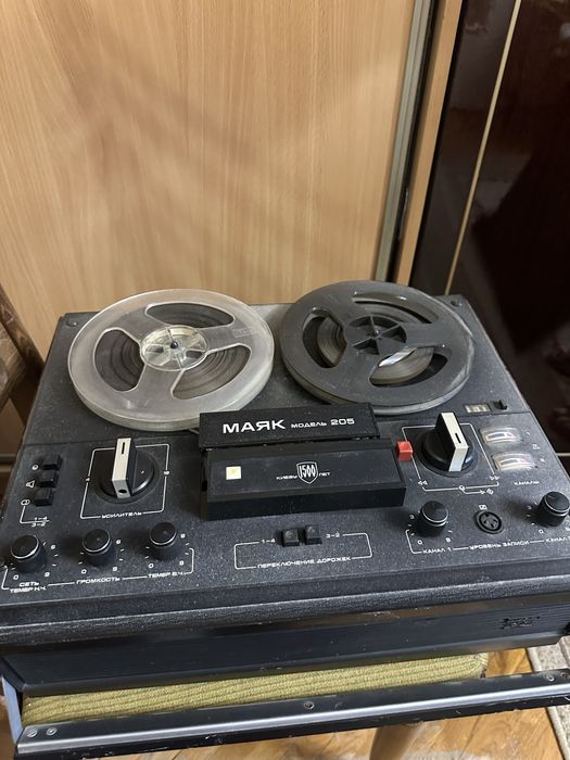 Магнітофон Маяк