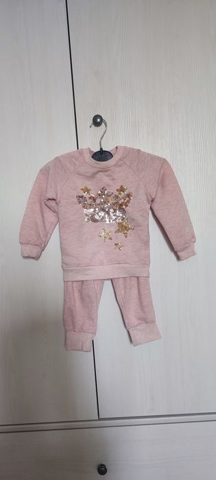 Костюм для дівчинки