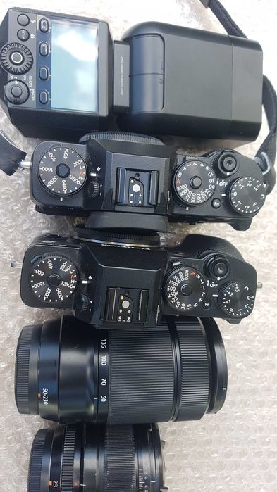 Fujifilm XT2 XT3 з об'єктивами