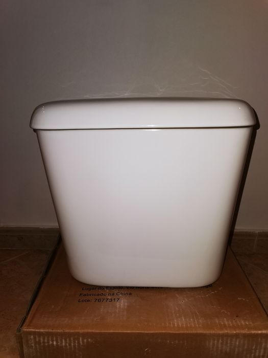 Caixa de Água para Retrete Nova
