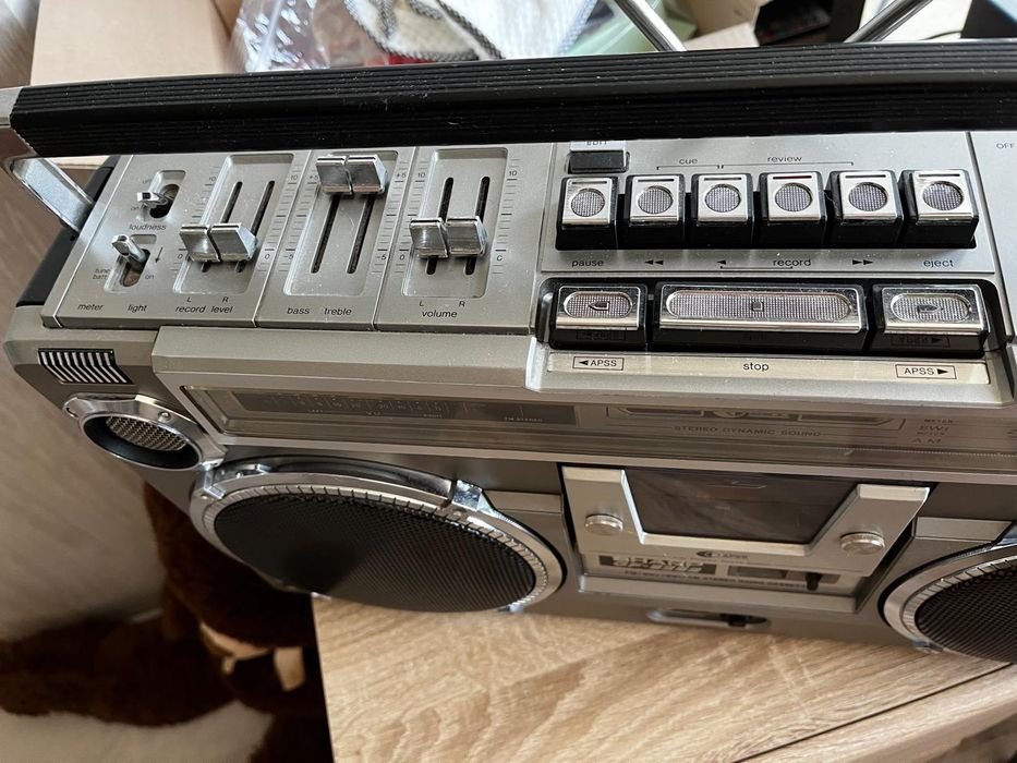 Radiomagnetofon Sharp GF 9292X
