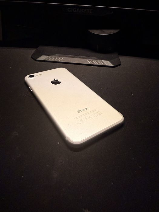 iPhone 7 Srebrny 128GB