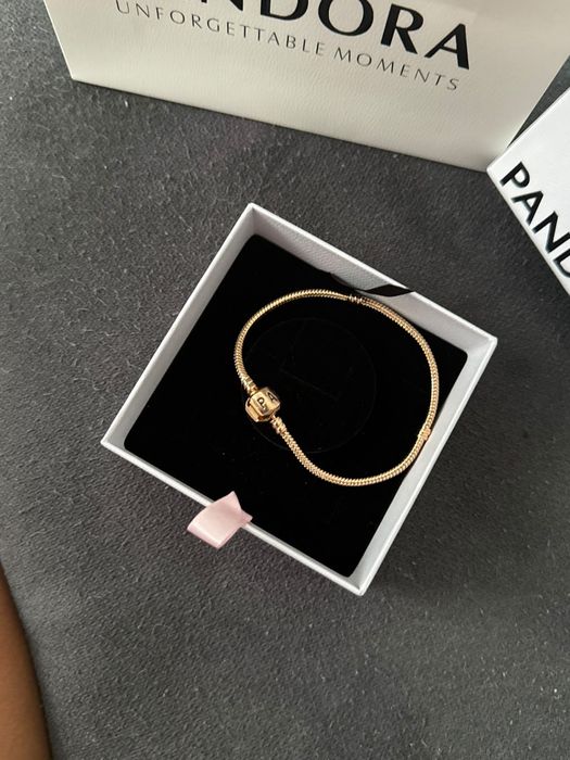 Pulseira Pandora  com caixa e saco