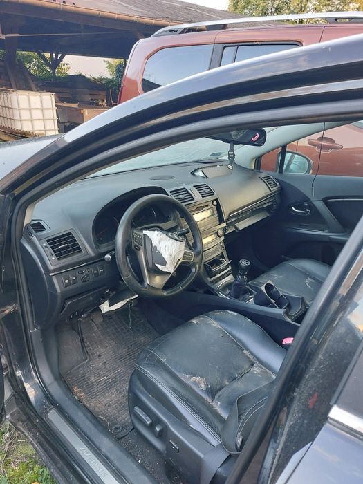 Toyota  Avensis 3500