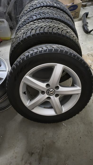 Диски з гумою Nokian 205.55.16 wolkswagen e golf