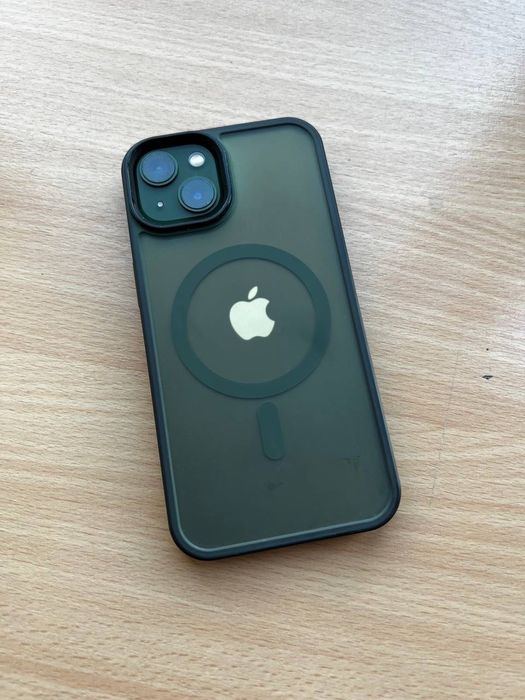 iPhone 13 б/у хороший стан