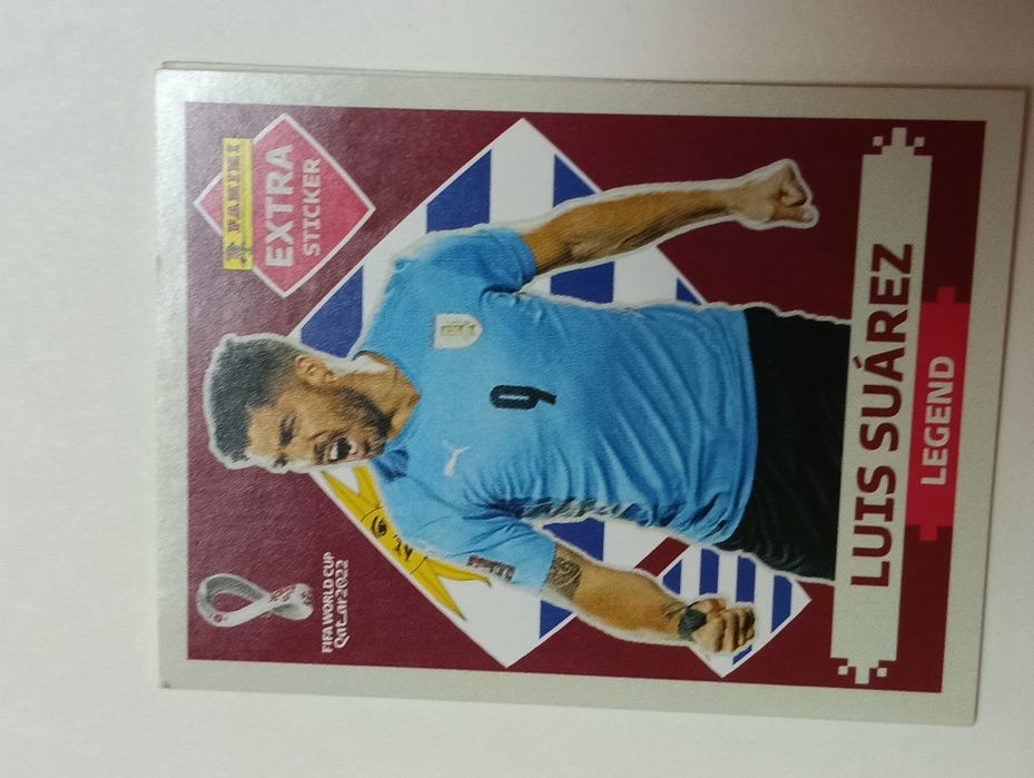 Panini FIFA World Cup 2022 Legend Luis SUÁREZ extra sticker