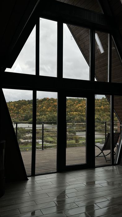 Подобова оренда котеджу м. Львів Volya.Resort з чаном та сауною