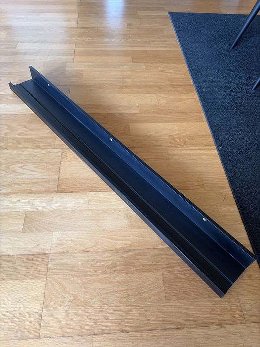 Prateleira IKEA MOSSLANDA 1.10m