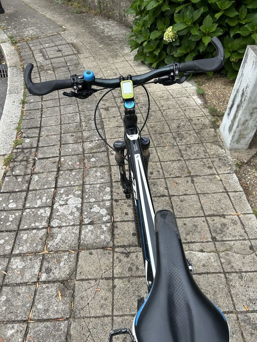 Bicleta ktm preta