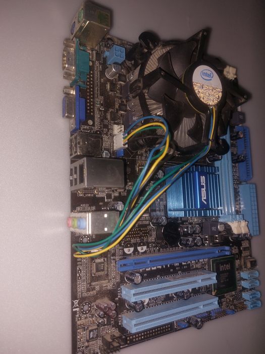 Материнська плата ASUS P5G41T-M LX2 / GB socket 775 ddr3