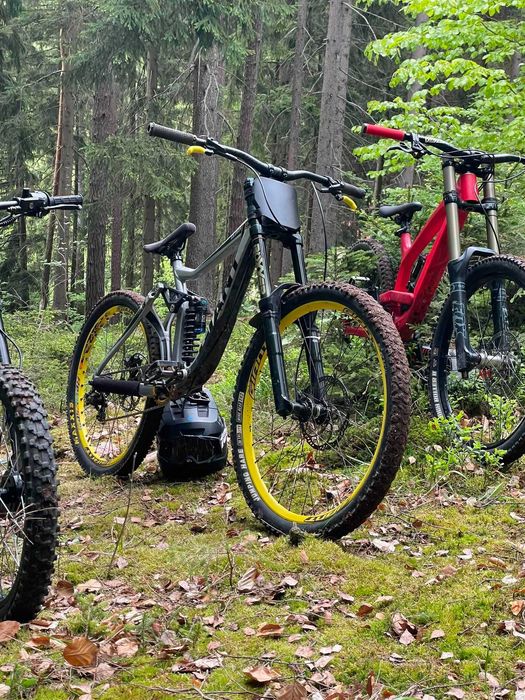 rower giant glory dh fr