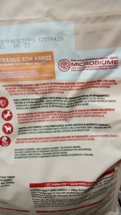 Sacos de ração 2x Purina One Fechados