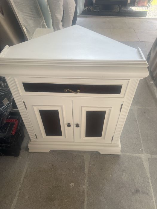 Quarto completo restaurado de esposição