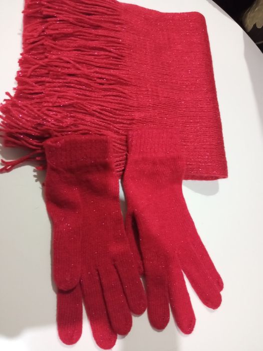 Комплект шарфик та рукавички