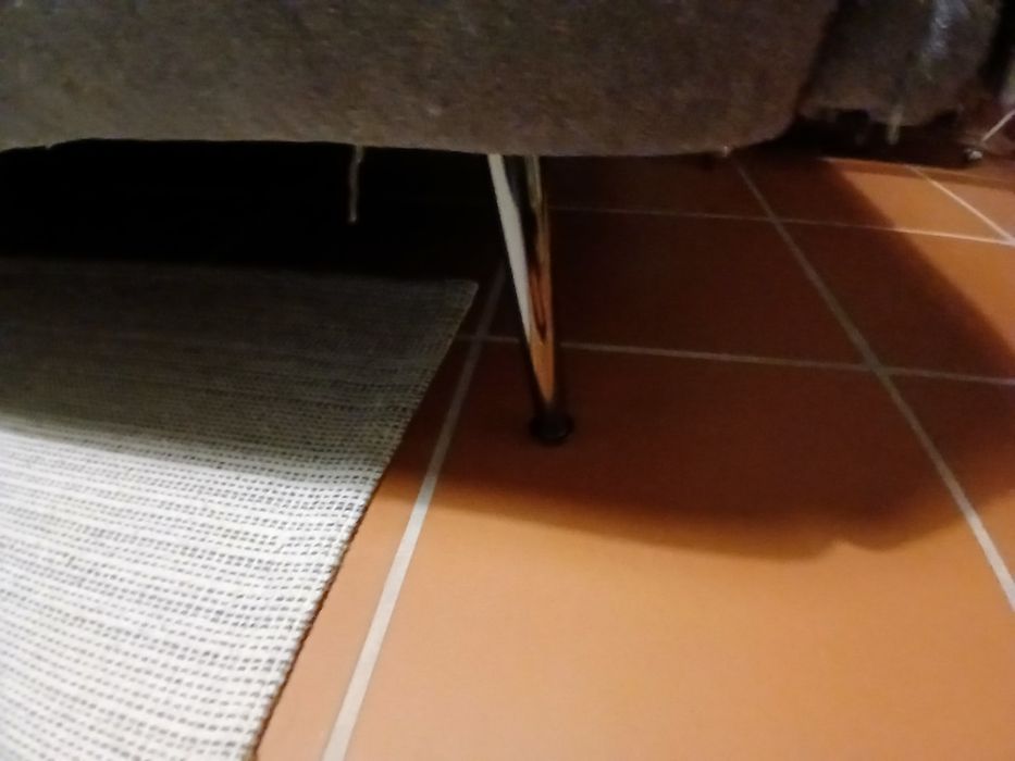 Sofá-cama cinzento