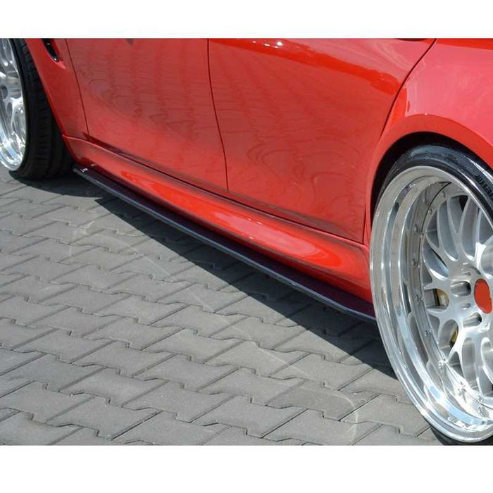 Накладки на пороги в стиле Maxton Design для BMW M3 F80/M4 F82/ M3 F30/ M4 F32 диффузор спойлер сплиттер губа пороги зеркала обвес сплiтер