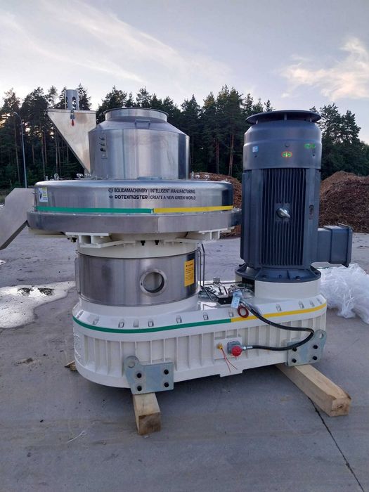 Nowy granulator do pelletu 280 kW / pelecairka / prasa do pelletu wraz z osprzęterm - 3-4 tony / h