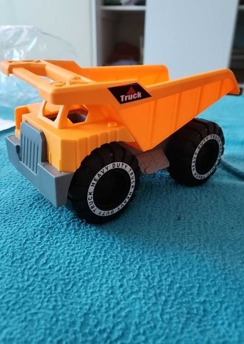 Автомобиль-самосвал "Малыш, давай играть!"