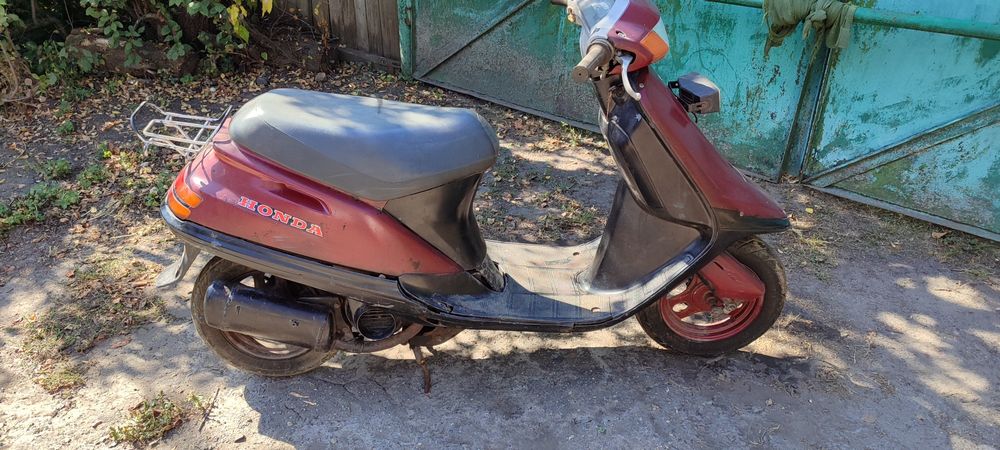 Скутер Honda Tact 24