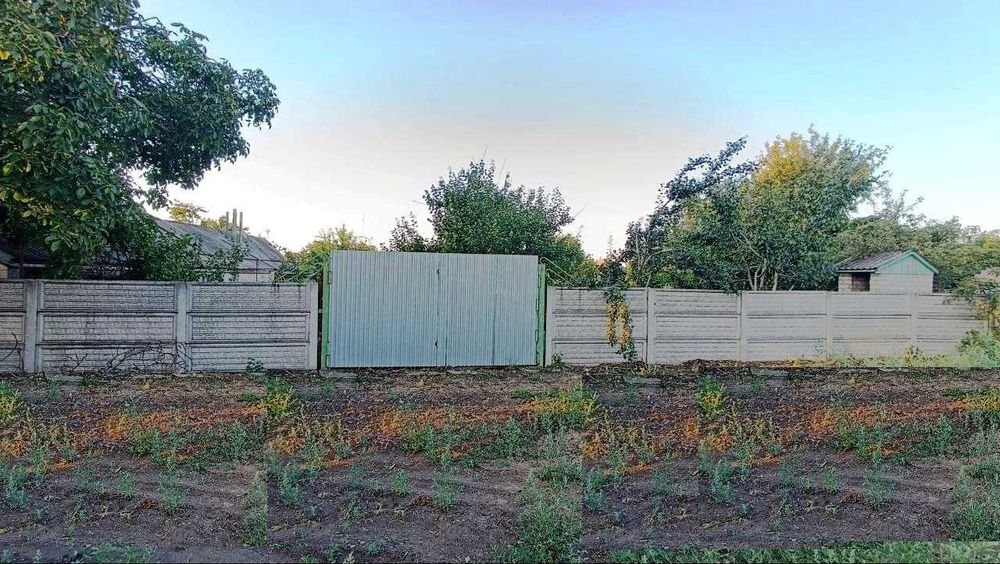 Терміново продається будинок в м. Пятихатки.