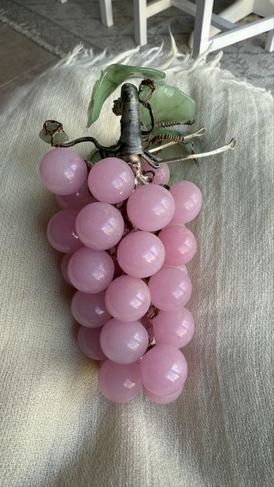Uvas em vidro e jade