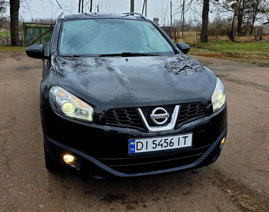 Нісан кашкай+ 2,  2літра дизель 7 місць