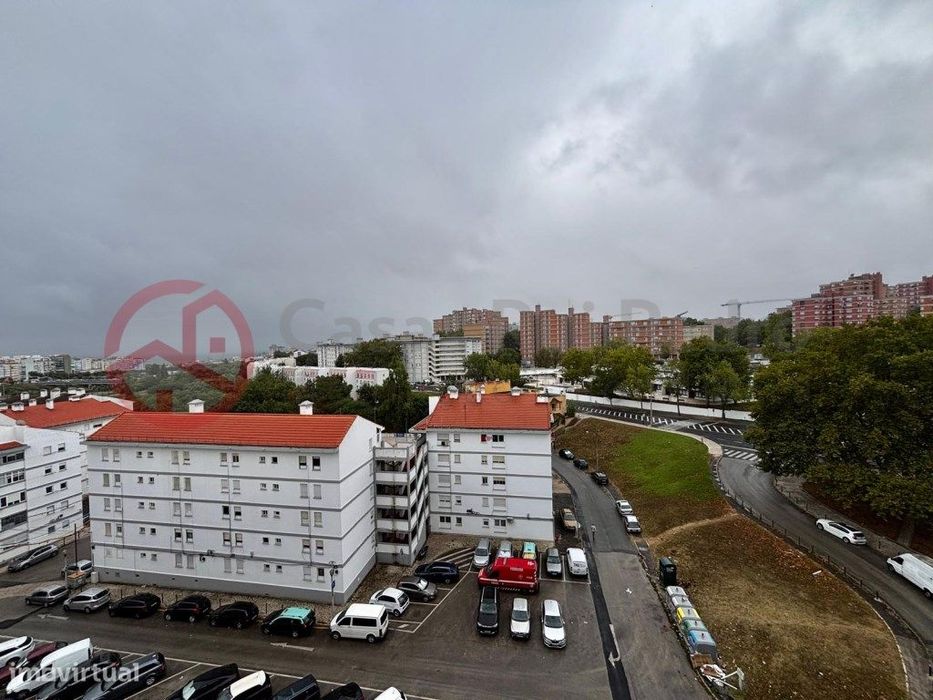 Apartamento T4 em Marvila com Excelente Localização e Potencial de ...