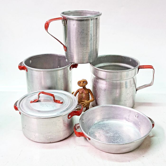 Conjunto de cozinha,  de brincar, em alumínio 

12,50 €

#B0306CR