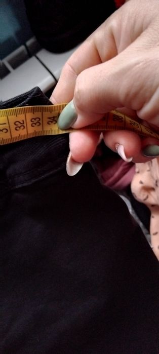 Spodnie jeansowe czarne Stradivarius rozm. S