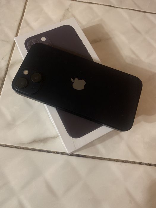 Айфон 13 заблокований