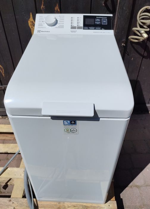 Pralka Electrolux górny wsad 6kg
