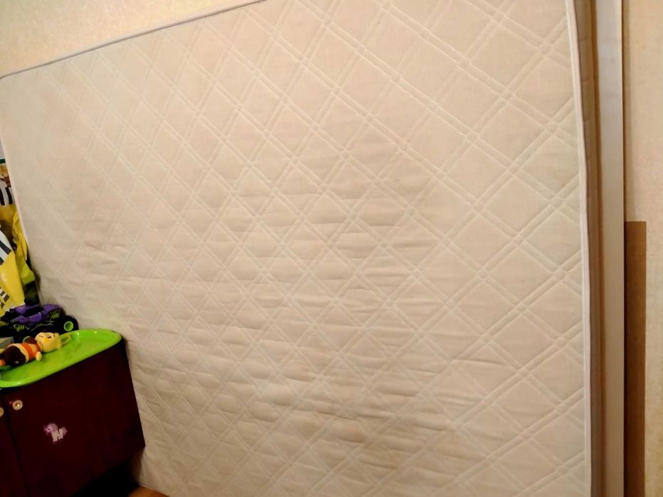 Матрац двоспальний