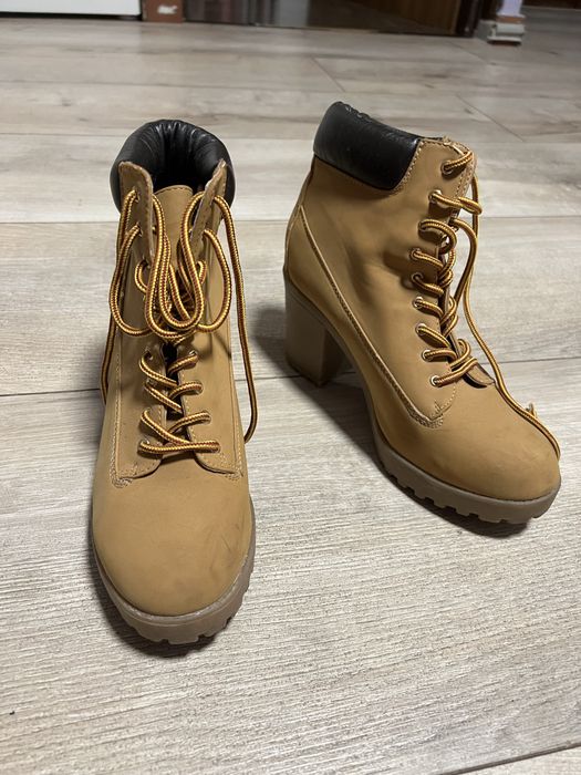 Jesien Trzewiki na obcasie tally weijl