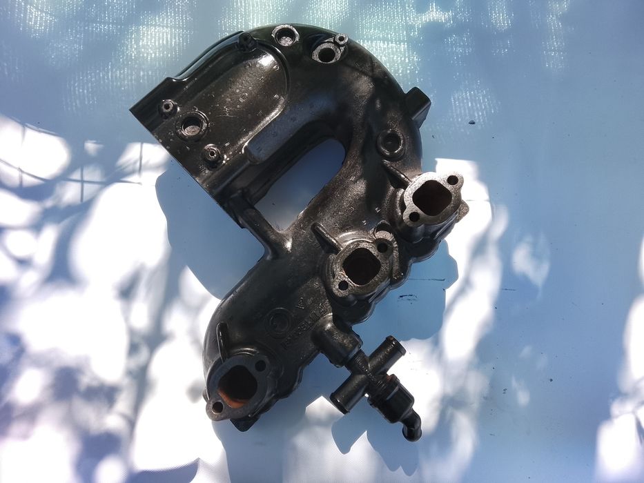 Kolektor wydechowy Lewy Mercruiser 4.5 V6