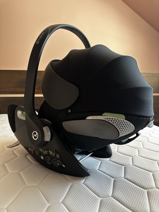Дитяче автокрісло Cybex Platinum 0+ (з народження) Cloud Z i-Size