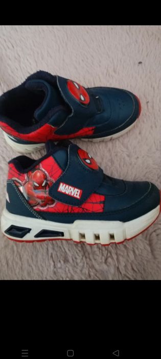 Buty dla chłopca migające r.26