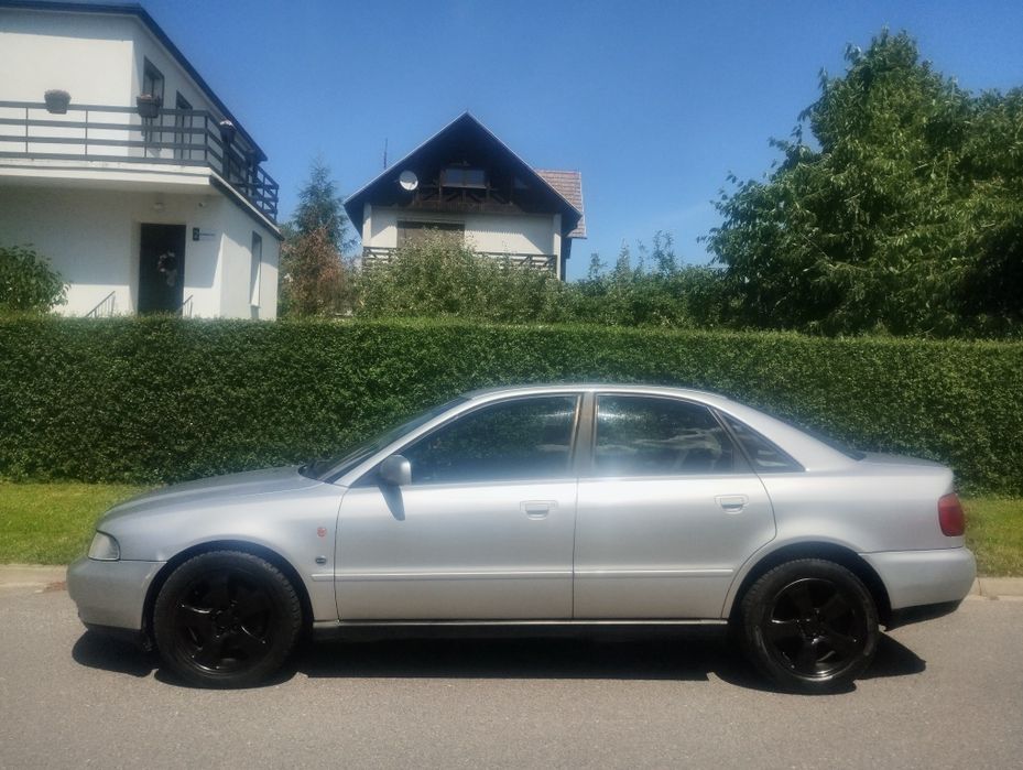 Audi A4 B5 2,6 v6 Super stan