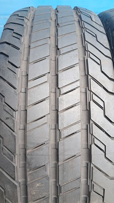 215/70R15C 109/107S LT Continental ContiVanContact 100