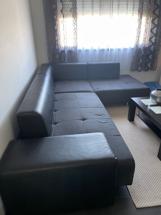 Sofá com chaise longue