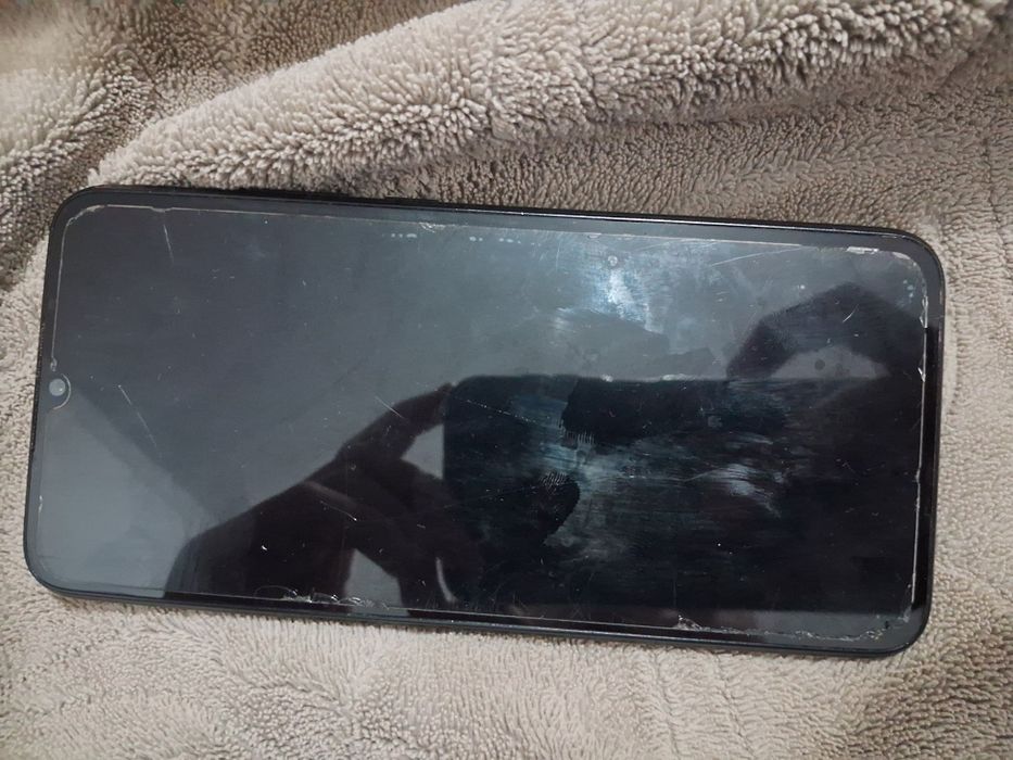 Продаєця Redmi 9c