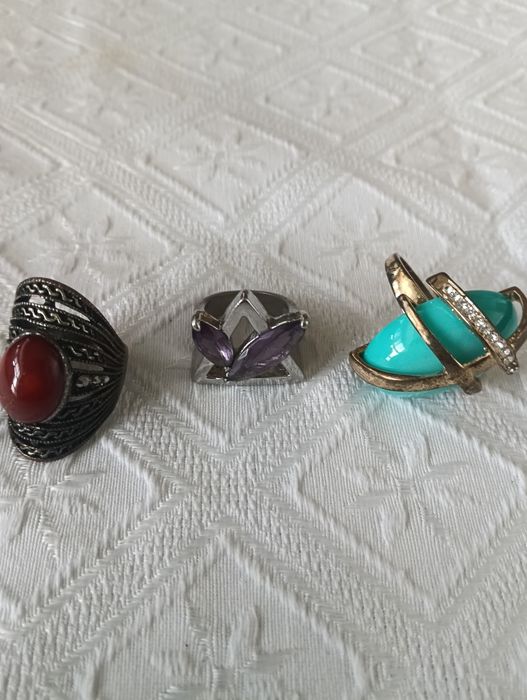 Colares, anéis, pulseiras ,escrava antigos