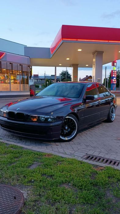 BMW e39 2.5 benzyna kolektory,konserwowana podłoga