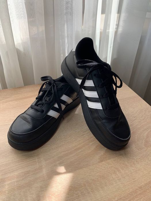 Кросівки Адідас Adidas оригінал 35 рр кеди ботинки