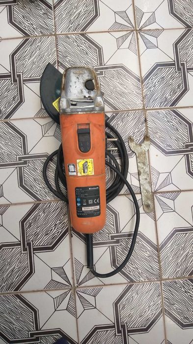 Болгарка, шліфмашинка