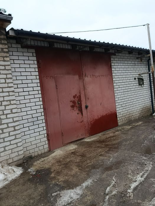 Продам капітальний гараж Победа-6