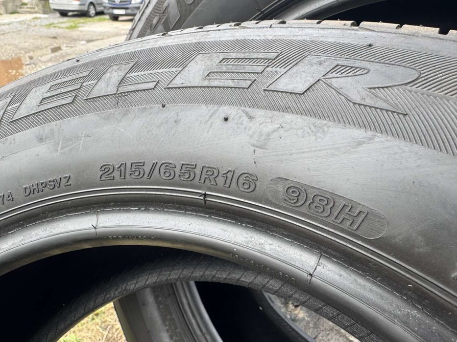 Літні шини Bridgestone 215/65 R16